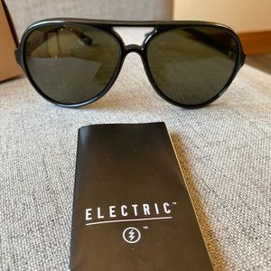 ELECTRIC ELSINORE - Gloss Black Polarized Sunglasses